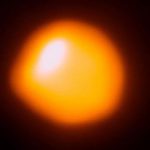 ستاره‌ی ابرغول ابط الجوزا احتمالا از آنچه تصور می‌شد به زمین نزدیک‌تر است